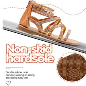 NWT Gladiator Strappy Sparkly Comfortable Sandals